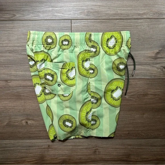 Coast | The 5" Kiwi Print Swim Trunk in Lime Green (Small) - Picture 2 of 6